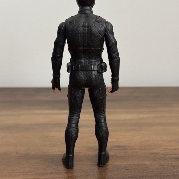 Marvel Legends SPIDER MAN Night  STEALTH SUIT Far From Home Toy Figure 2019 - Picture 6 of 9